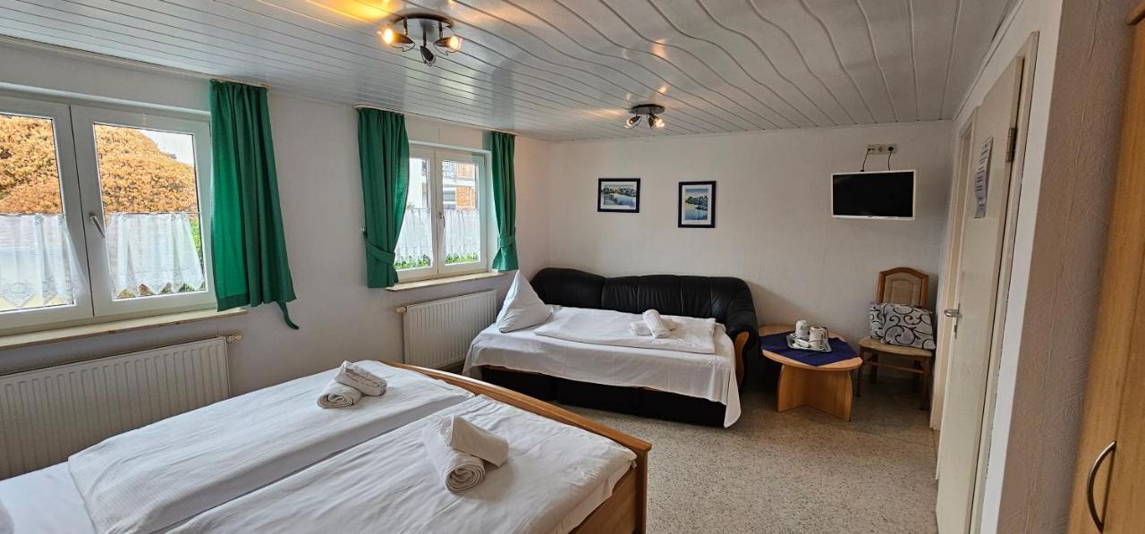 Pension Il Classico Gross-Zimmern Екстер'єр фото
