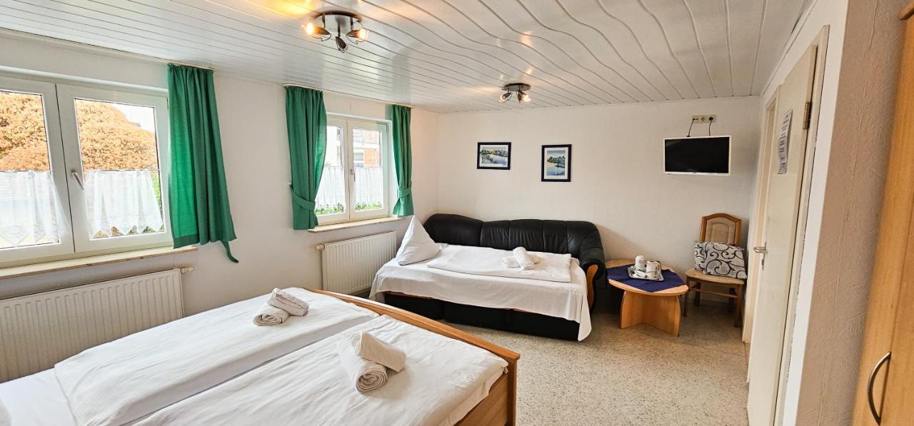 Pension Il Classico Gross-Zimmern Екстер'єр фото