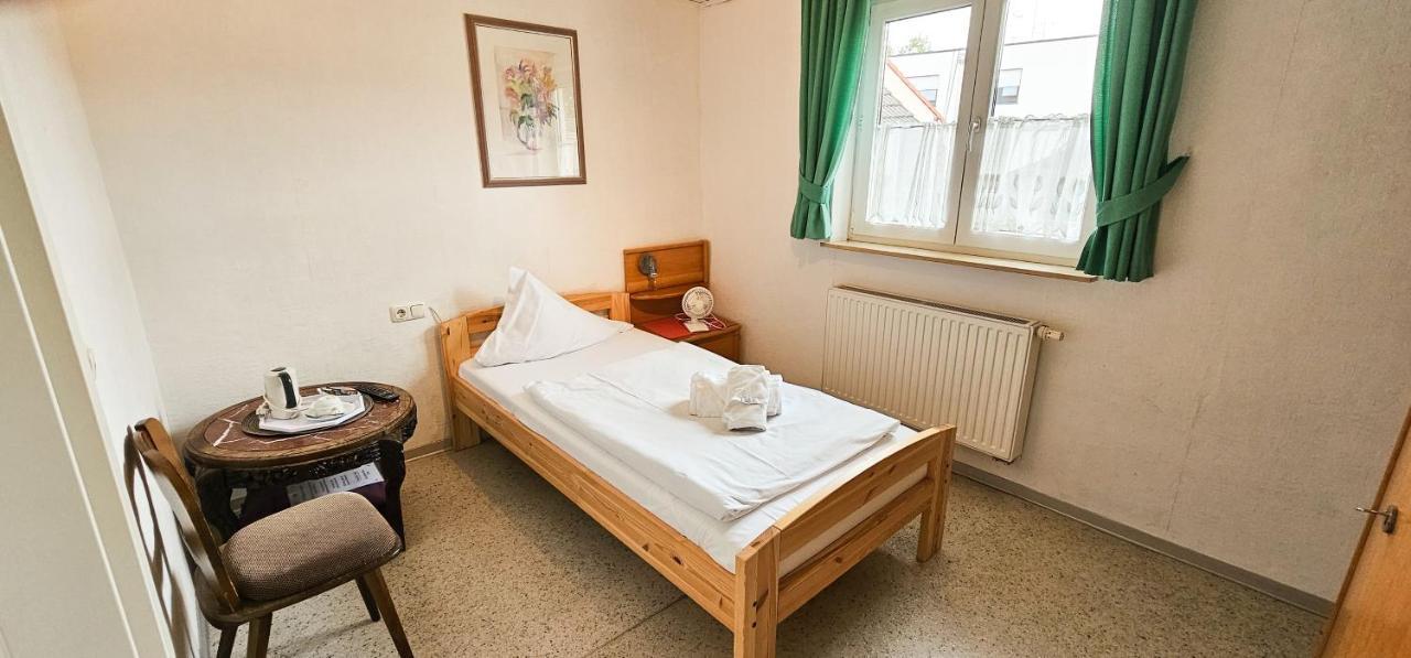 Pension Il Classico Gross-Zimmern Екстер'єр фото